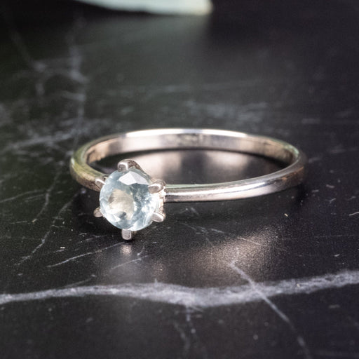 Kyanite Ring 5mm size 9 - InnerVision Crystals