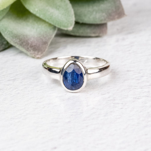 Kyanite Ring 9x7mm size 8 - InnerVision Crystals