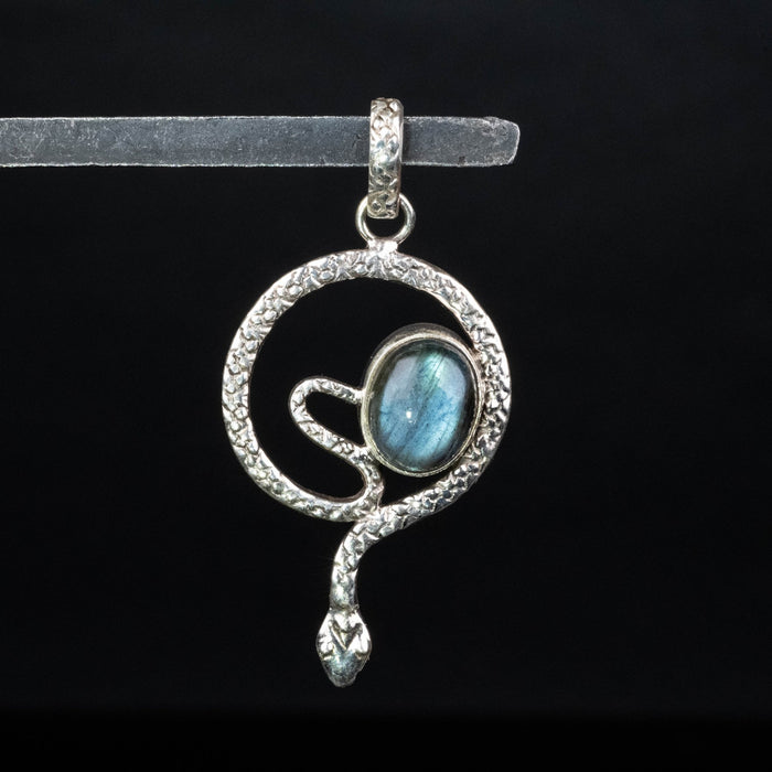Labradorite Pendant 5.33 g 45x23mm - InnerVision Crystals