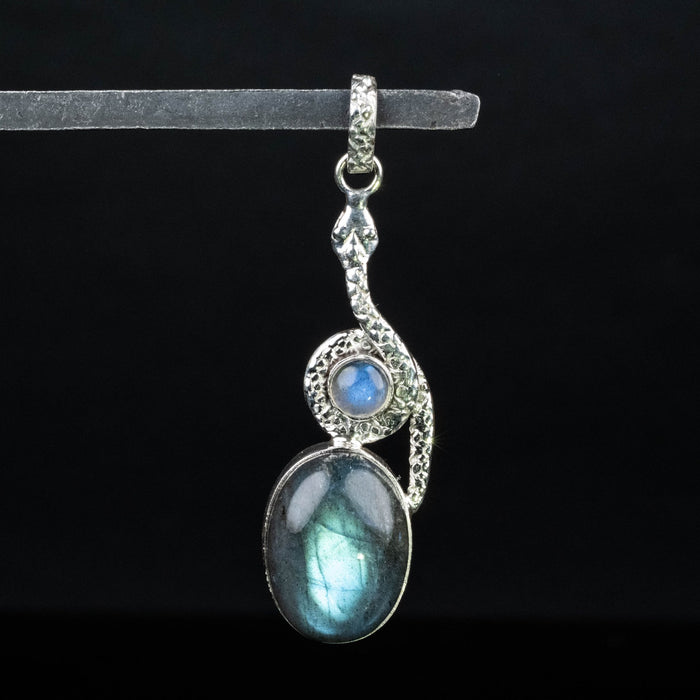 Labradorite Pendant 7.99 g 59x19mm - InnerVision Crystals