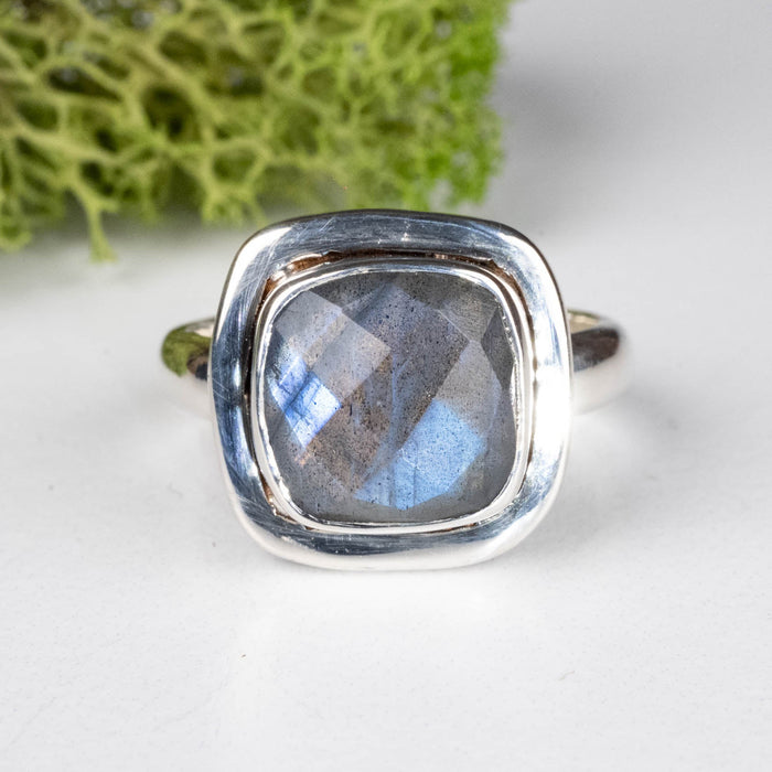 Labradorite Ring 11mm Size 7 .925 Silver - InnerVision Crystals