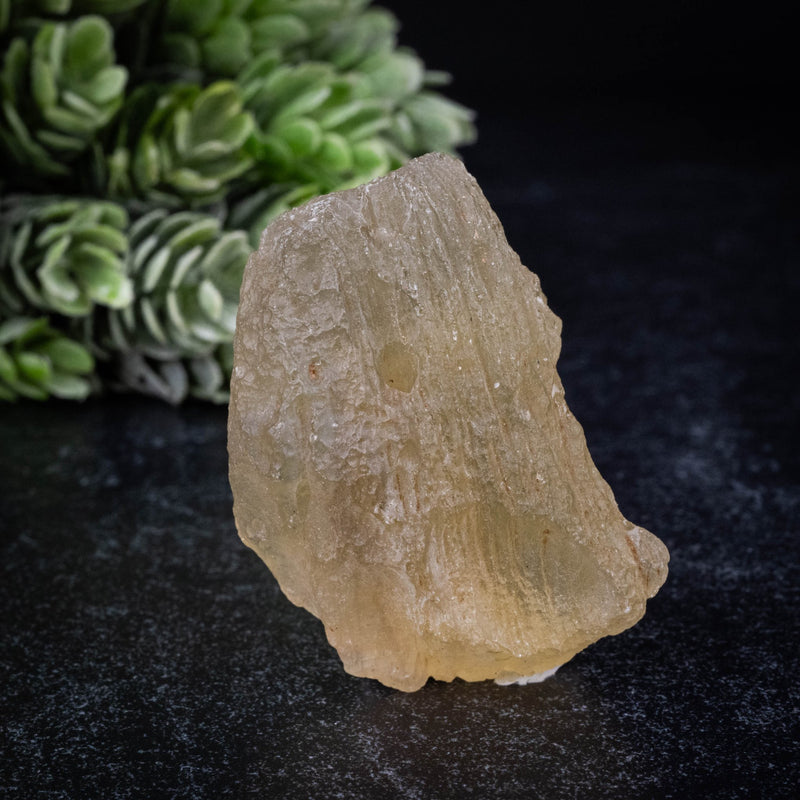 Libyan Desert Glass 32.99 g 47x31x22mm - InnerVision Crystals
