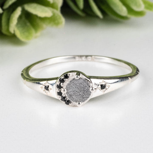 Muonionalusta Meteorite 5mm + 1.5mm Black Onyx Ring .925 Silver - InnerVision Crystals