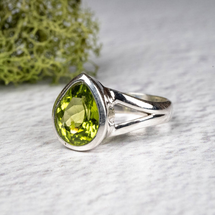Peridot Ring 10x8mm Size 4 .925 Silver - InnerVision Crystals