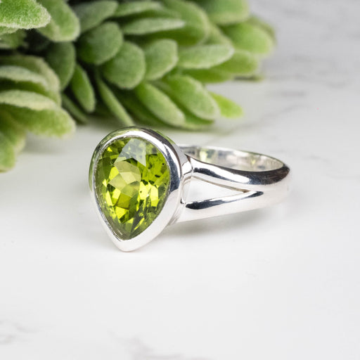 Peridot Ring 10x8mm Size 8 - InnerVision Crystals