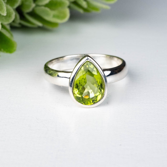 Peridot Ring 11x7mm Size 8 - InnerVision Crystals