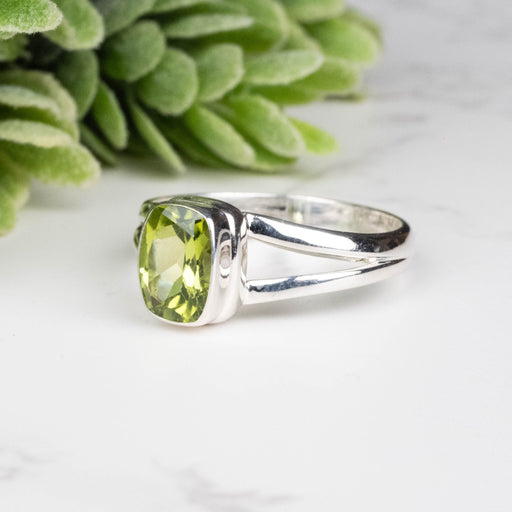 Peridot Ring 7x5mm Size 8 - InnerVision Crystals