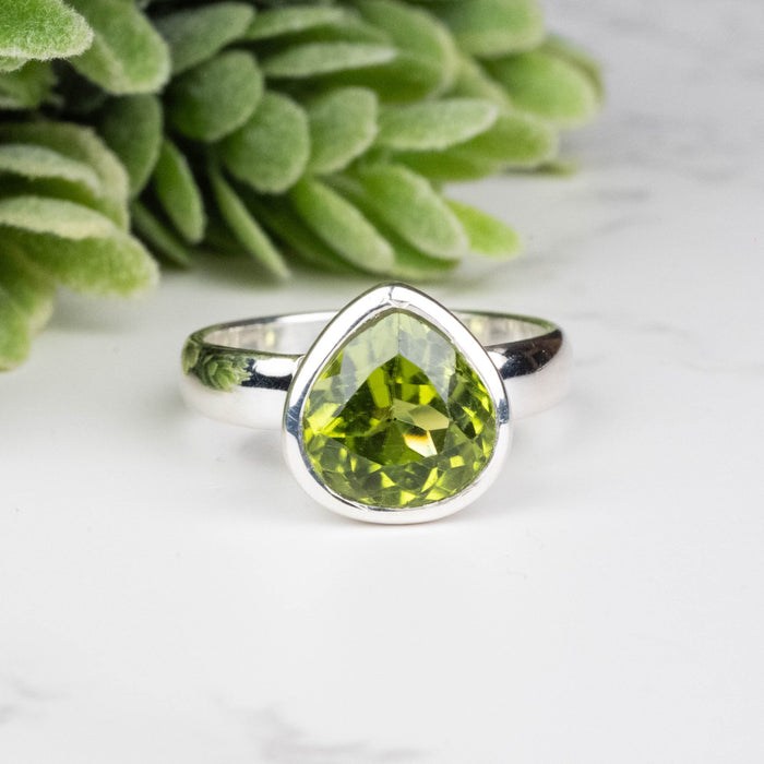 Peridot Ring 9.5mm Size 6 - InnerVision Crystals