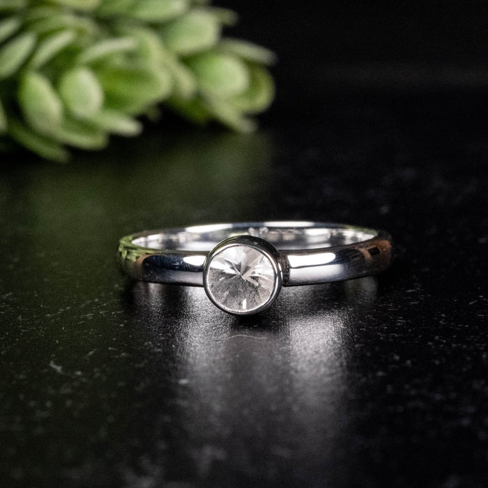 Phenakite Ring 4.5mm 0.37 ct Size 7 - InnerVision Crystals