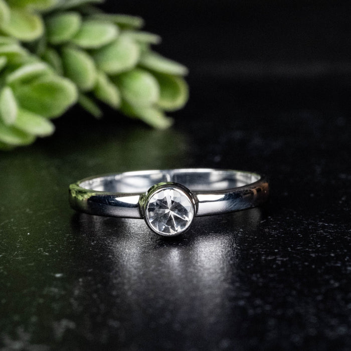 Phenakite Ring 4mm 0.37 ct Size 9 - InnerVision Crystals