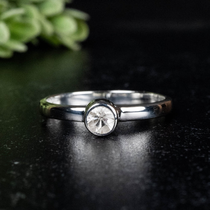 Phenakite Ring 4mm 0.38 ct Size 9 - InnerVision Crystals