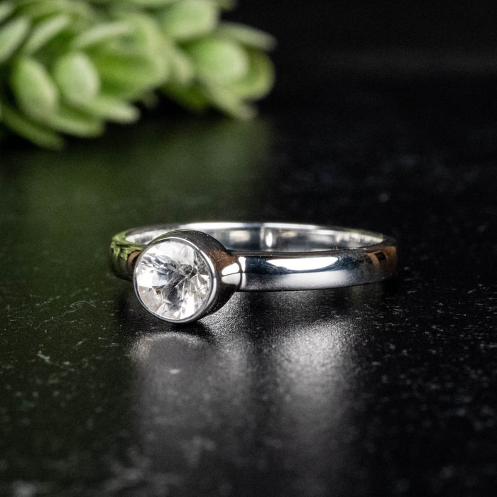 Phenakite Ring 5mm 0.40 ct Size 7 - InnerVision Crystals