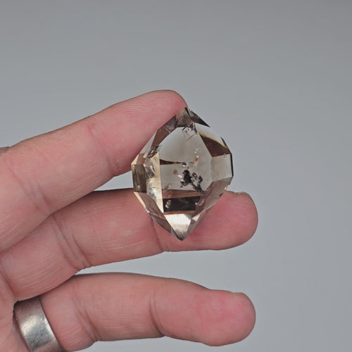 Herkimer Diamond Quartz Crystal 18.76 g 35x26x18mm A++ - InnerVision Crystals
