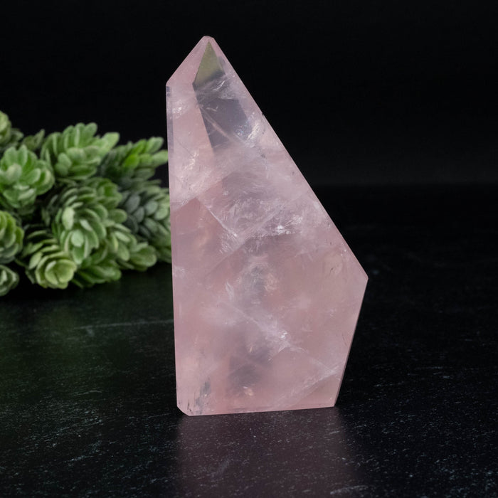 Rose Quartz 114 g 86x45mm - InnerVision Crystals