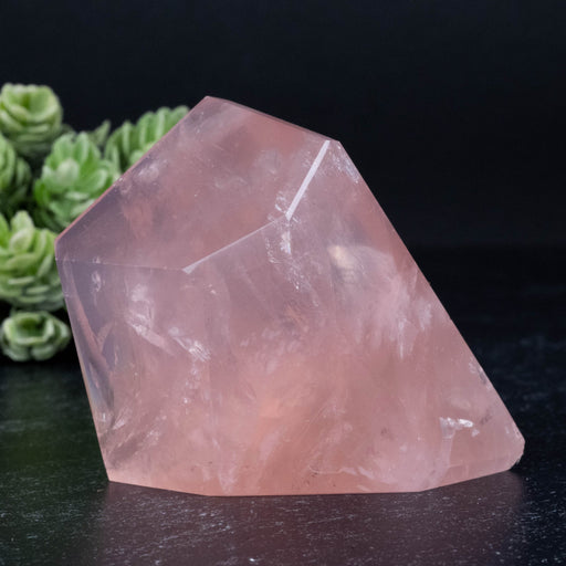 Rose Quartz 165 g 79x63mm - InnerVision Crystals