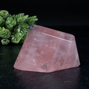 Rose Quartz 233 g 84x58mm - InnerVision Crystals