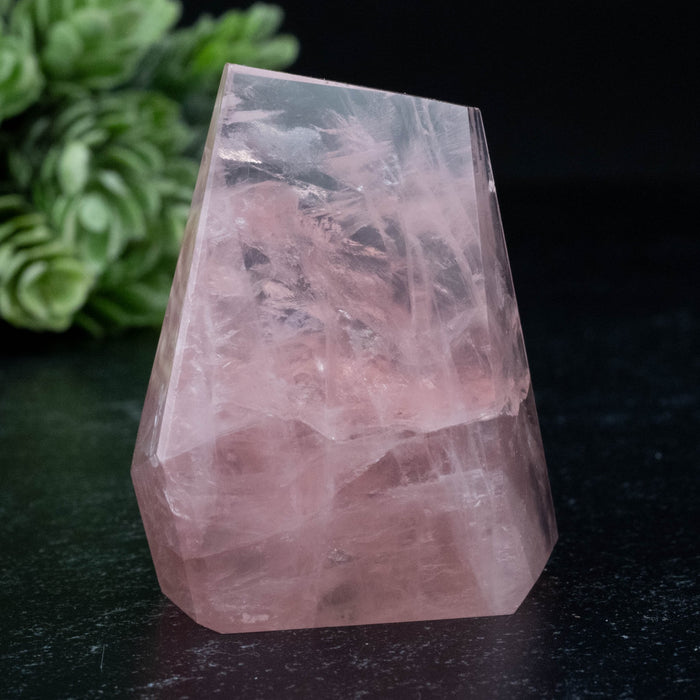 Rose Quartz 47 g 47x38mm - InnerVision Crystals