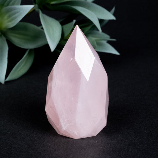 Rose Quartz Faceted Point 108 g 63x35mm - InnerVision Crystals