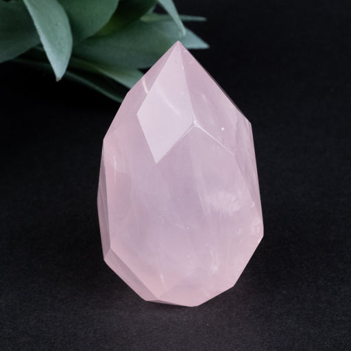 Rose Quartz Faceted Point 110 g 60x35mm - InnerVision Crystals