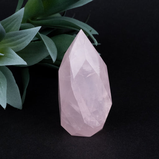Rose Quartz Faceted Point 132 g 73x35mm - InnerVision Crystals