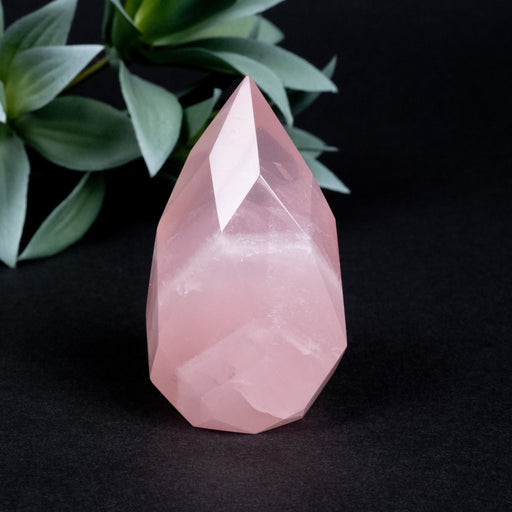 Rose Quartz Faceted Point 136 g 68x37mm - InnerVision Crystals