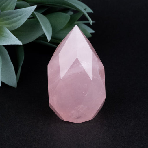 Rose Quartz Faceted Point 138 g 67x38mm - InnerVision Crystals