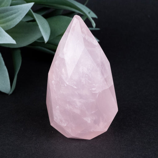 Rose Quartz Faceted Point 140 g 70x38mm - InnerVision Crystals