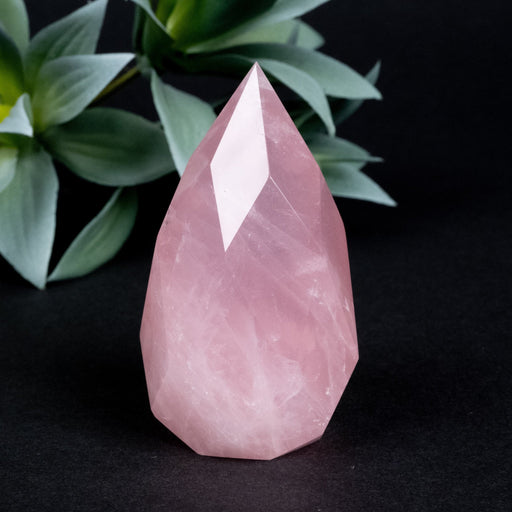 Rose Quartz Faceted Point 142 g 72x38mm - InnerVision Crystals