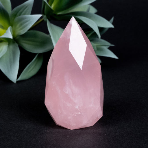Rose Quartz Faceted Point 142 g 72x38mm - InnerVision Crystals