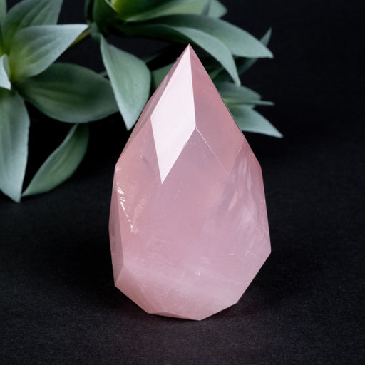 Rose Quartz Faceted Point 150 g 69x40mm - InnerVision Crystals