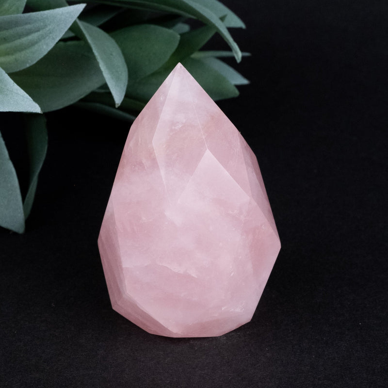 Rose Quartz Faceted Point 152 g 65x40mm - InnerVision Crystals