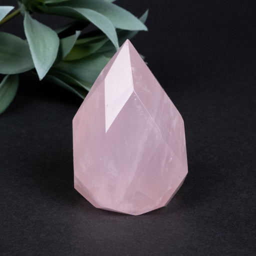 Rose Quartz Faceted Point 165 g 64x44mm - InnerVision Crystals