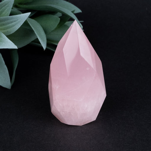 Rose Quartz Faceted Point 169 g 78x39mm - InnerVision Crystals
