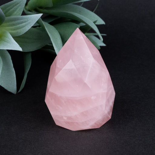 Rose Quartz Faceted Point 178 g 66x43mm - InnerVision Crystals