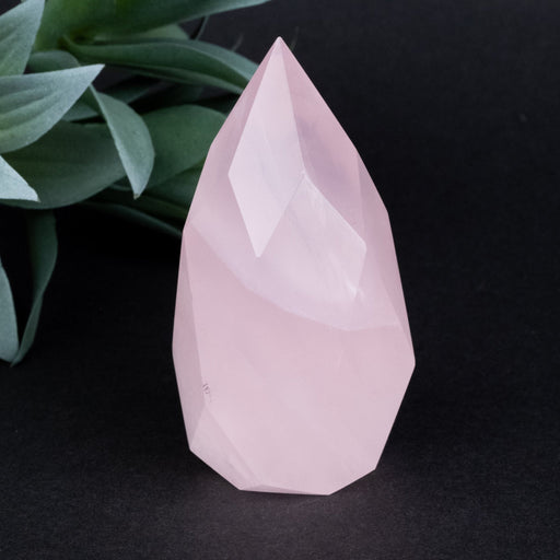 Rose Quartz Faceted Point 181 g 80x40mm - InnerVision Crystals