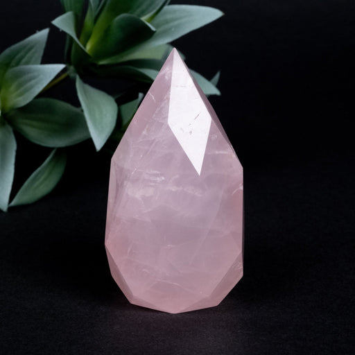 Rose Quartz Faceted Point 196 g 78x42mm - InnerVision Crystals