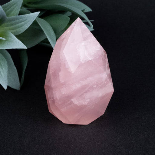Rose Quartz Faceted Point 226 g 78x46mm - InnerVision Crystals
