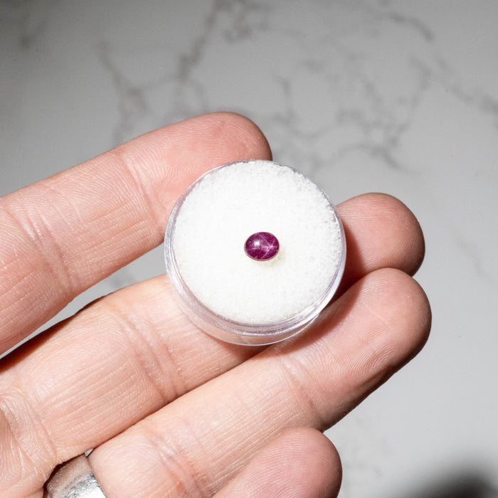 Star Ruby 1.35 ct 5x4mm - InnerVision Crystals