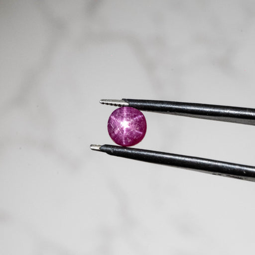 Star Ruby 1.40 ct 5mm - InnerVision Crystals