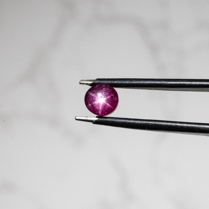 Star Ruby 1.40 ct 5x4mm - InnerVision Crystals