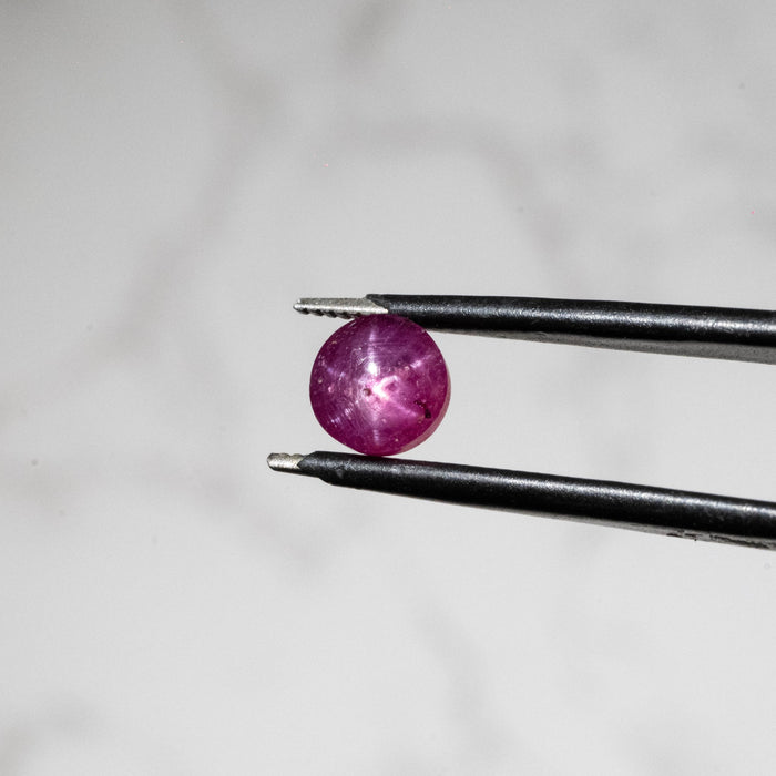 Star Ruby 1.55 ct 6mm - InnerVision Crystals