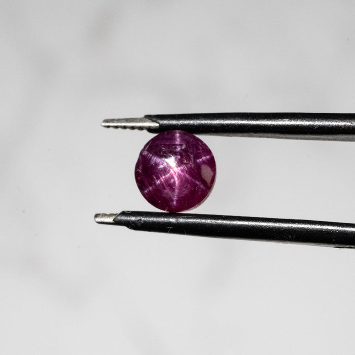 Star Ruby 1.70 ct 5mm - InnerVision Crystals