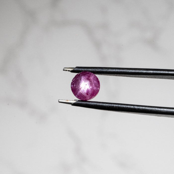 Star Ruby 2.15 ct 6mm - InnerVision Crystals