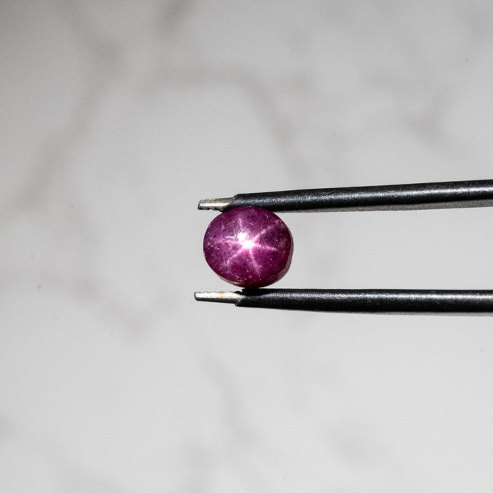 Star Ruby 2.70 ct 6x5mm - InnerVision Crystals
