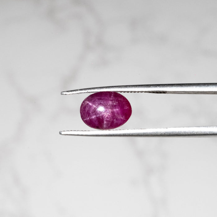 Star Ruby 4.70 ct 9x7mm - InnerVision Crystals