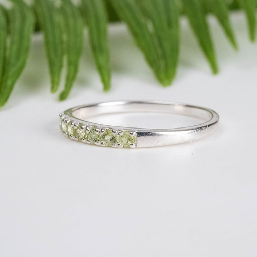 Peridot Ring 1.5mm - InnerVision Crystals