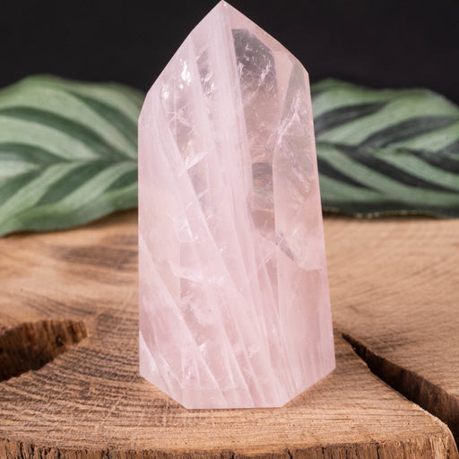 Rose Quartz Polished Point 67 g 62x32mm - InnerVision Crystals